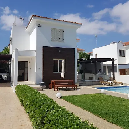 Poseidonia Gardens Villa