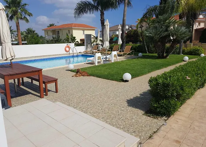 Villa Poseidonia Gardens Paralimni